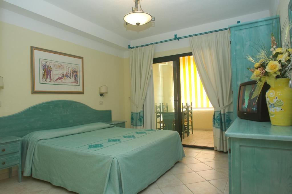 Residence Cala Liberotto 4*