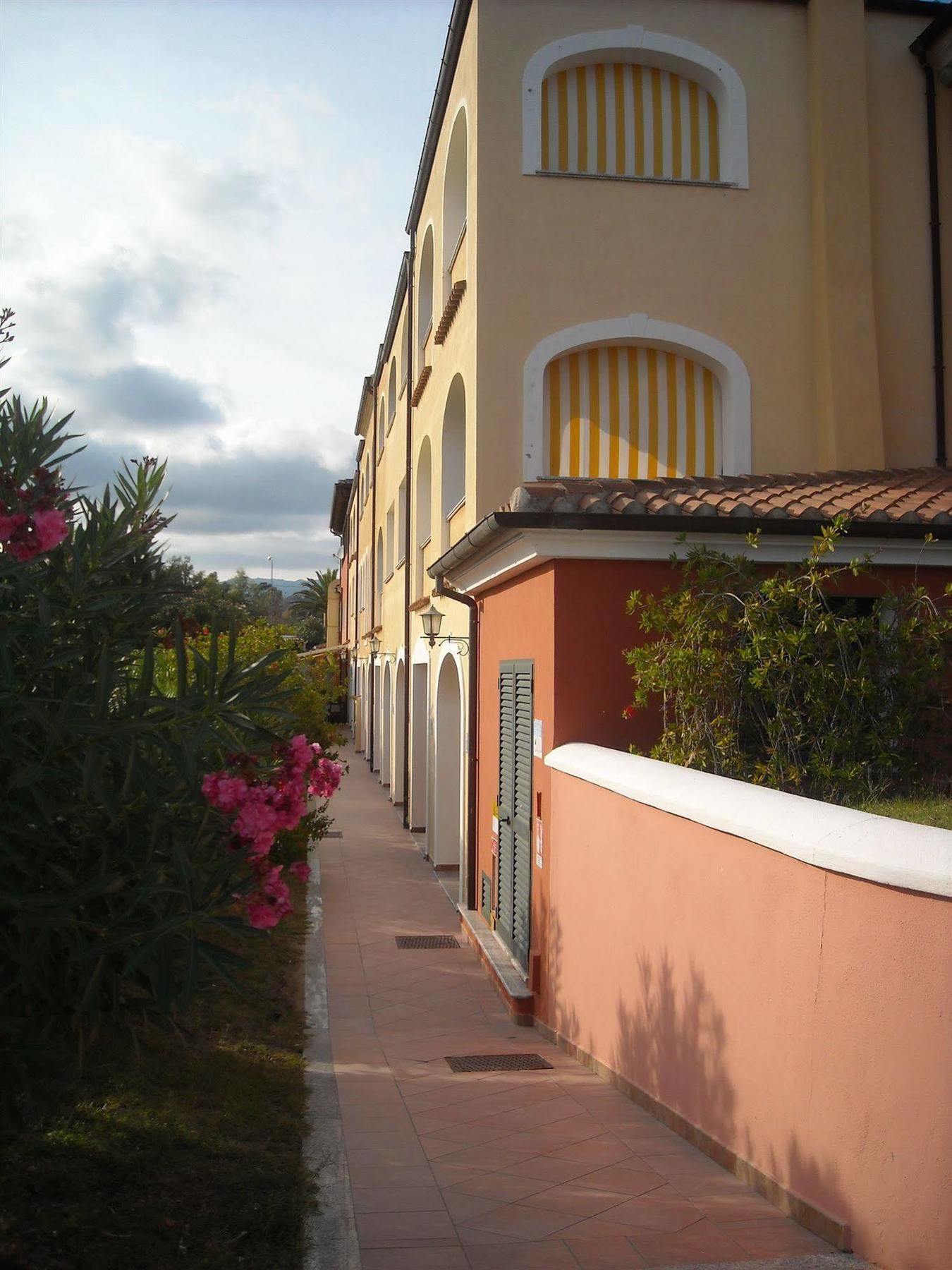 Residence Cala Liberotto 4*